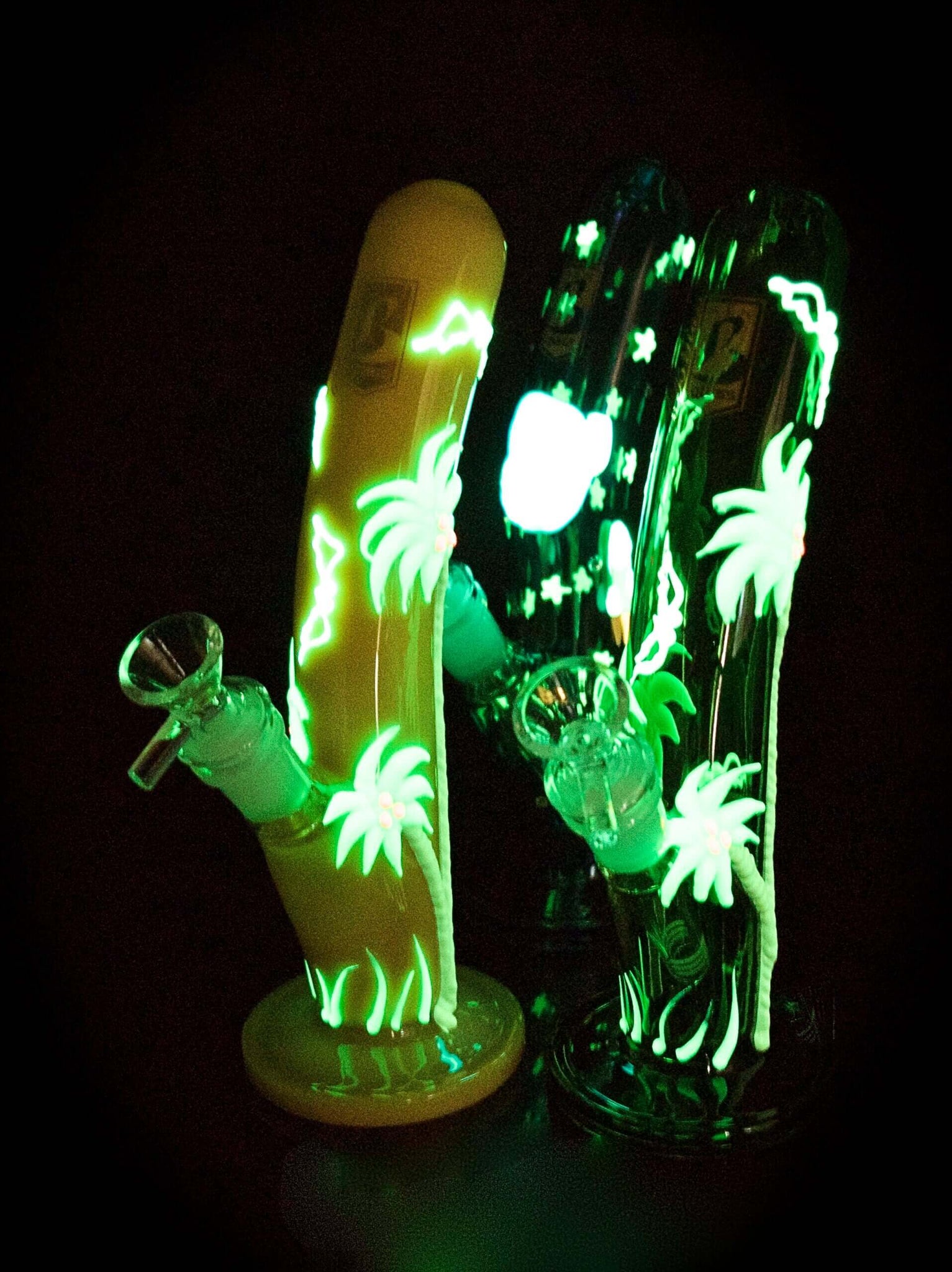 6B GLASS - 11" Tree of life Glow In The Dark Glass Water Pipe Bong -Wholesale Glass Pipe-2021B27